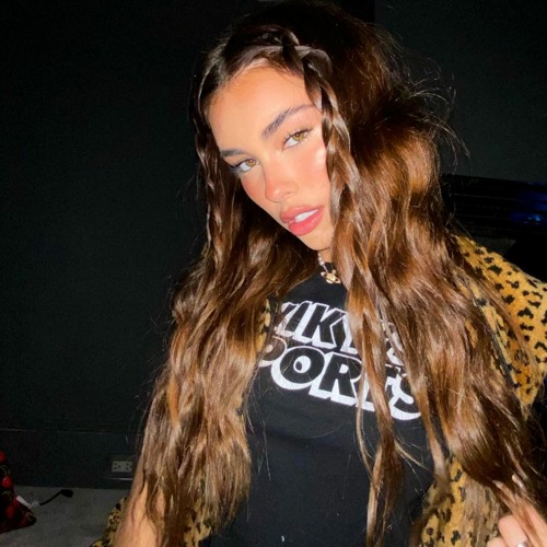 axaero - señorita! (prod. dentist)