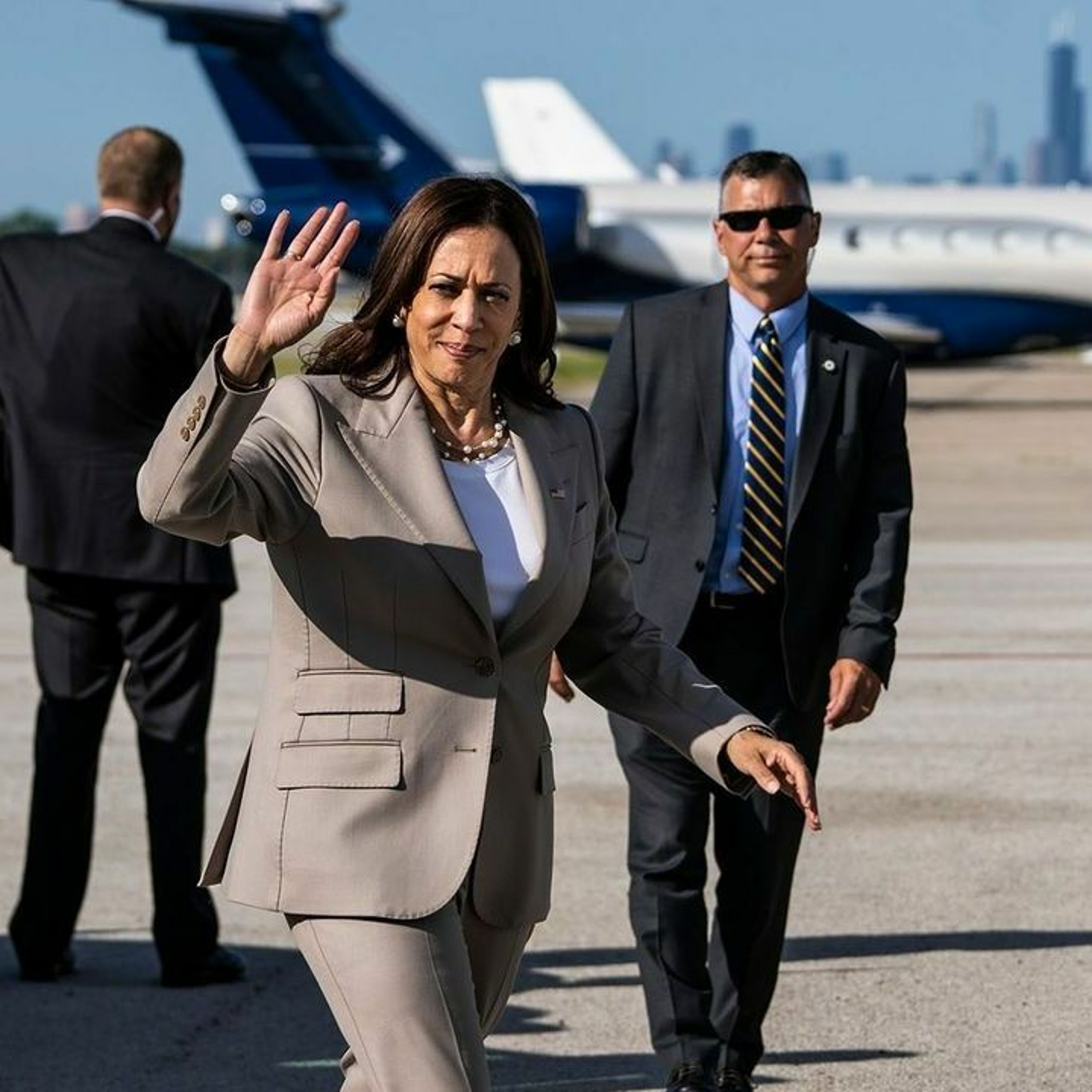 "A FEMALE FUTURE PRESIDENT" - KAMALA HARRIS COMPILATION PART 1