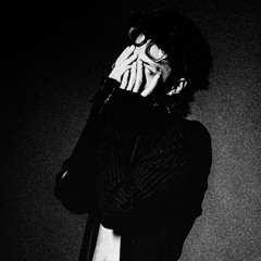 Tay Em Cầm Thuốc