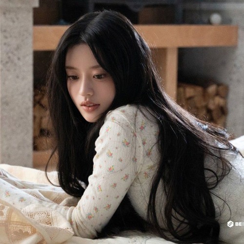 ILLIT (아일릿)- Midnight Fiction (R&B remix)