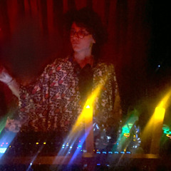 Episode 13: WALASHI at MOE'S ON THE 5TH