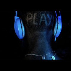 Playsom (feat. Marcio Victor)