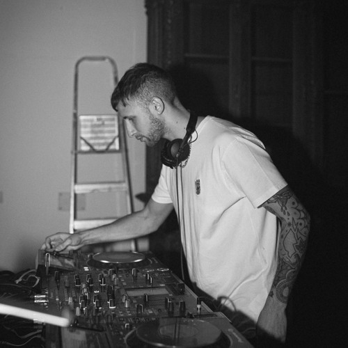 Stream Wolfgang Gartner Wolfgang's 5th Symphony (original waki remix