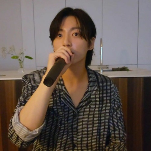 Jungkook - Paradise 낙원 (from weverse live)