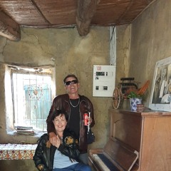 Spirit of Knysna live in Ladies Restroom of Vensterklip