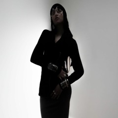 @cxshmxzii - If Looks Could Kill