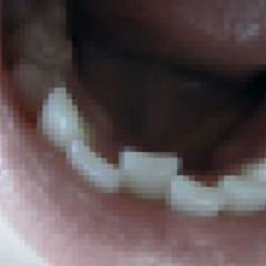 ♱