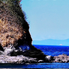 dagger in my back pocket