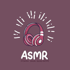ASMR - Tapping & Whispering (Susurros y tocando cositas)