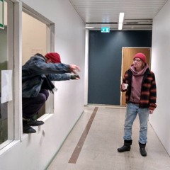 (Hersyvä nauru)