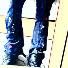 i'm down town and i saw u