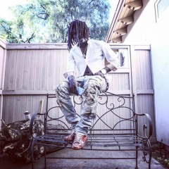 Chief Keef - This & That (Prod. Young Chop)