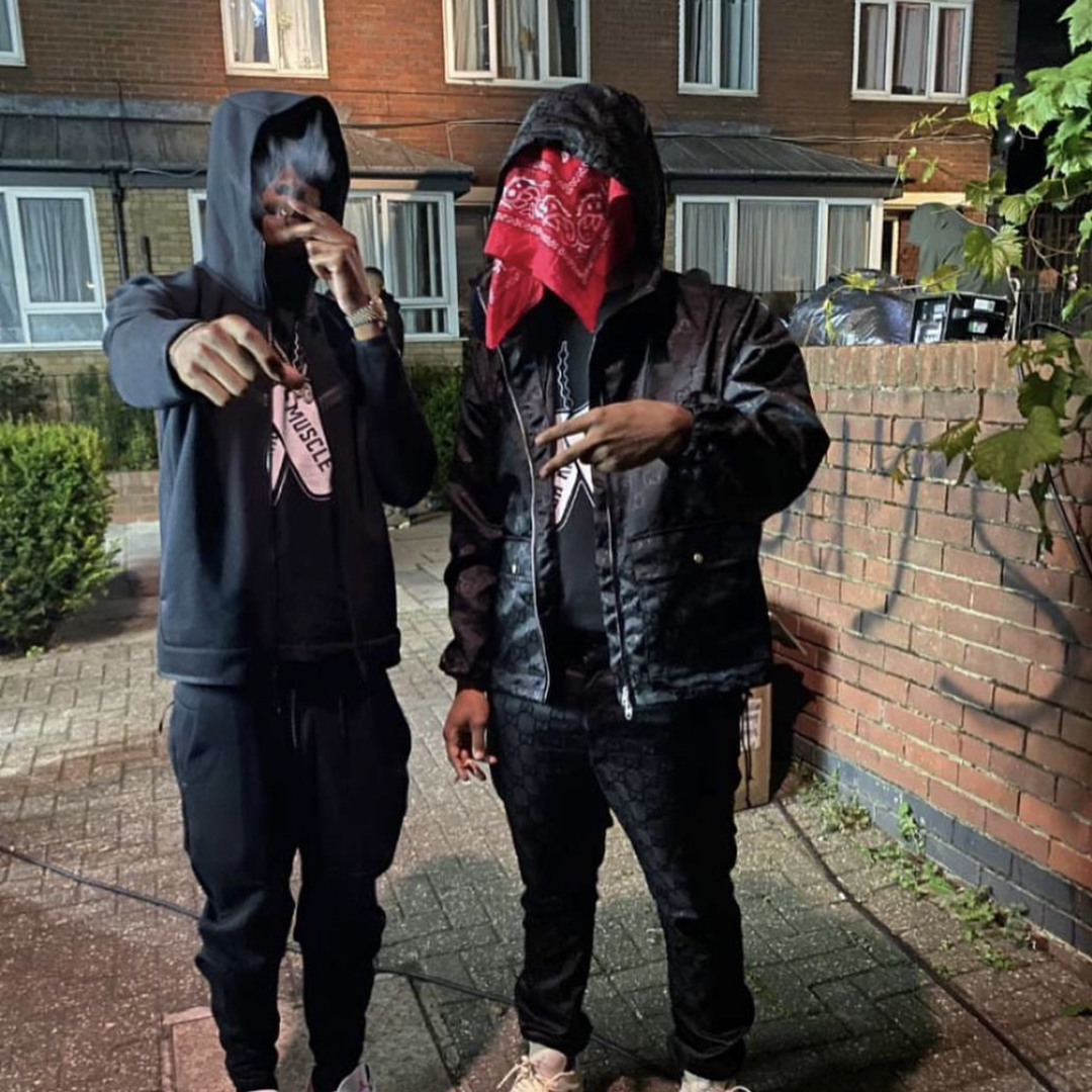 トップス GADID ANONIEM BEGBIE GADID ANONIEM