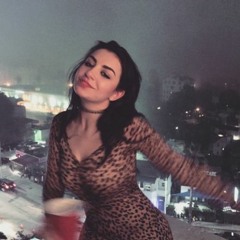 IT'S CHARLI BABY