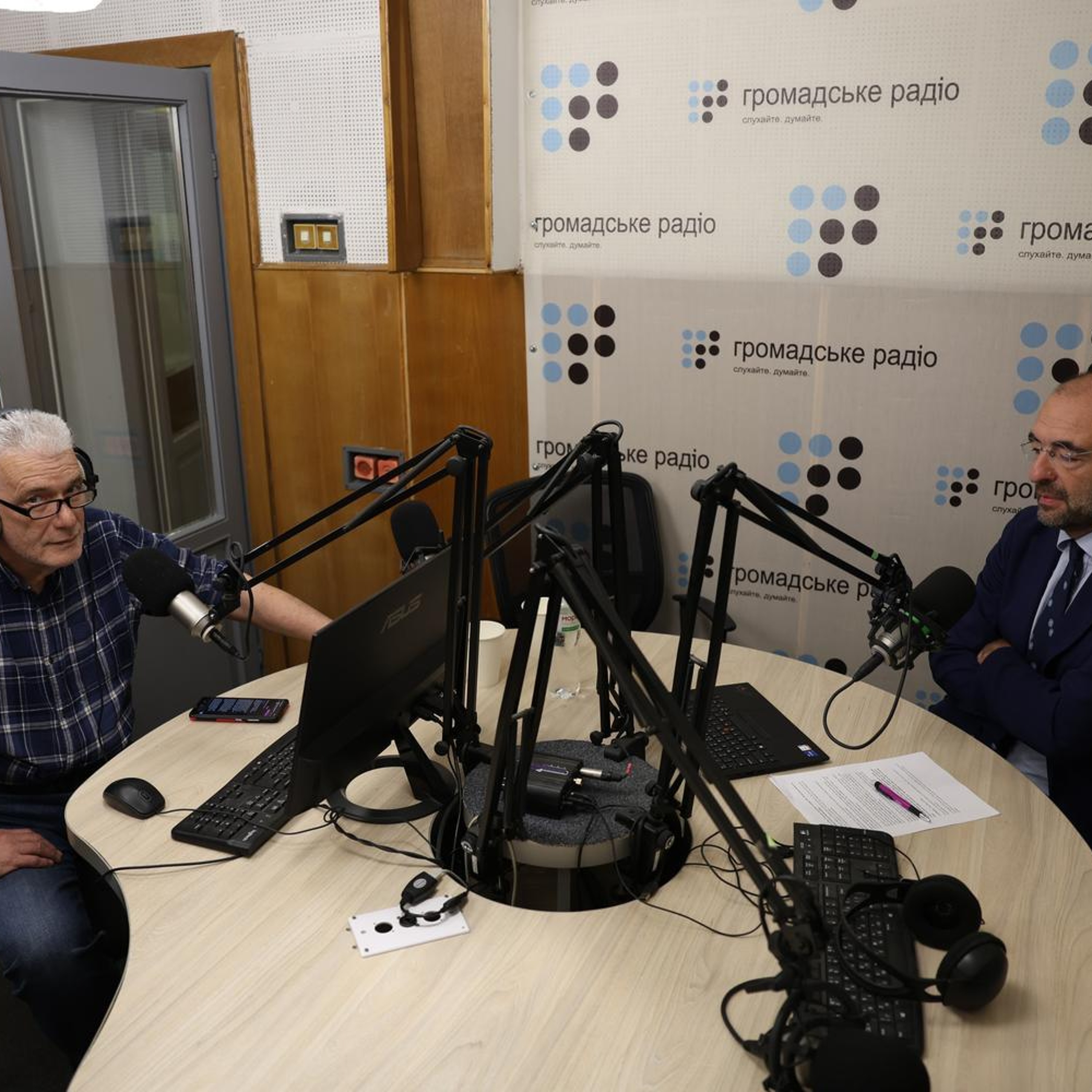 Мене вразила надзвичайна відвага українських журналістів, — Андреа Кайрола про роботу ЮНЕСКО в Україні episode artwork