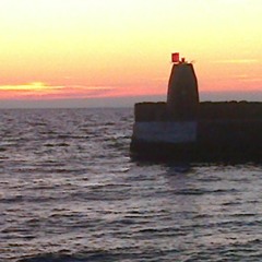 Le dernier acte - Rideau. [An original piano improvisation]