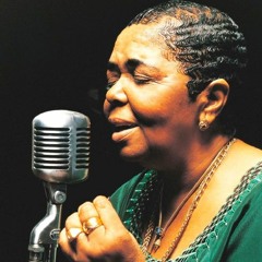 Petit Pays - Cesária Évora