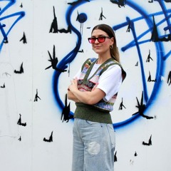 Moxie w/ Doudou MD 231024