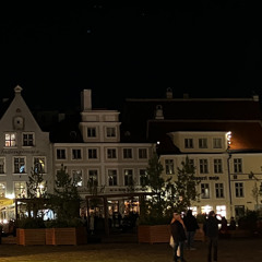 Side Street Atmosphere - 27 September 2025-8.35pm.  Tallinn