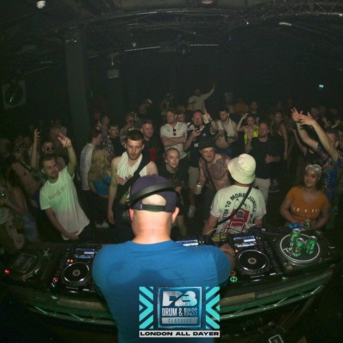 Thumpa - That's Real F*ckin Hardcore Jungle Techno Mate (00s Digital & Spirit / Total Science)