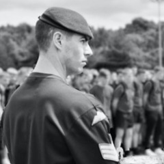 EP-220 | British Paratrooper Mike Chadwick
