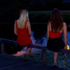 Red Lipsticks - 5 Seconds Of Summer 'Teeth'