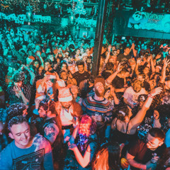 Frat House 02 - MelonAdi Set