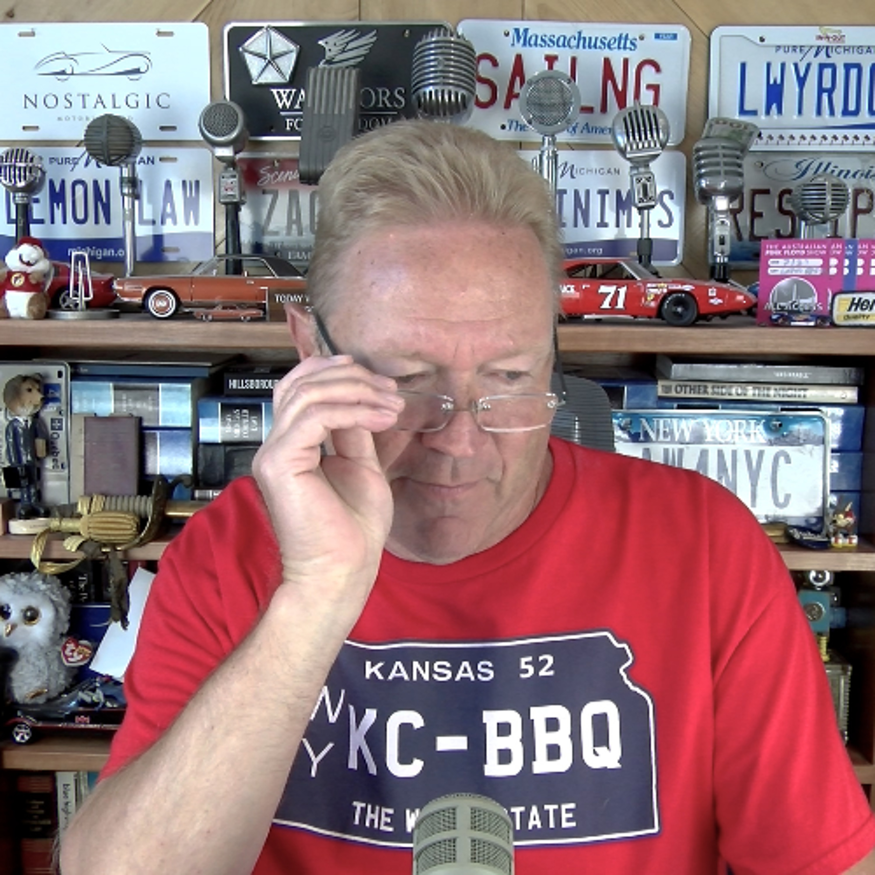 One Year in Prison  For Impersonating Her Dead Mother, Stealing Benefits