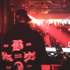 MIKEL – Warm Up Set @ Monkey Suit x Nevula