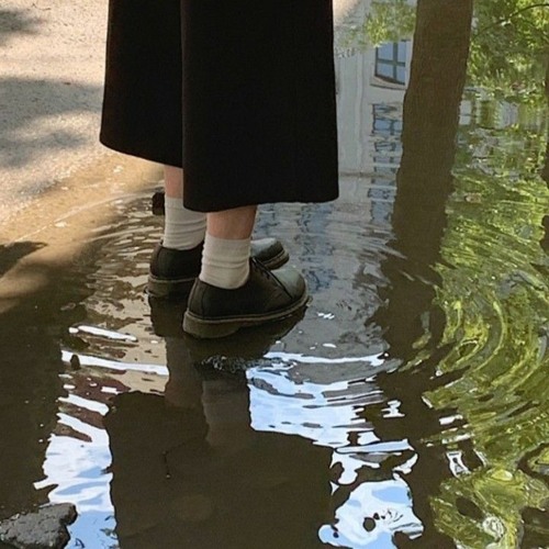 ໒_ ᴗ _ ᴗ ᜊ _১ . blɑh blɑh blɑh ۫  ୨୧ .