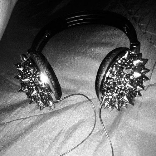 ashes w/ piercemyarmor *𝓅𝓇𝑜𝒹. 𝓇𝒶𝓉𝓇𝒶𝒸𝑒*