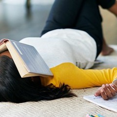 How to Stay Awake in Class: Tips for Remaining Alert and Engaged