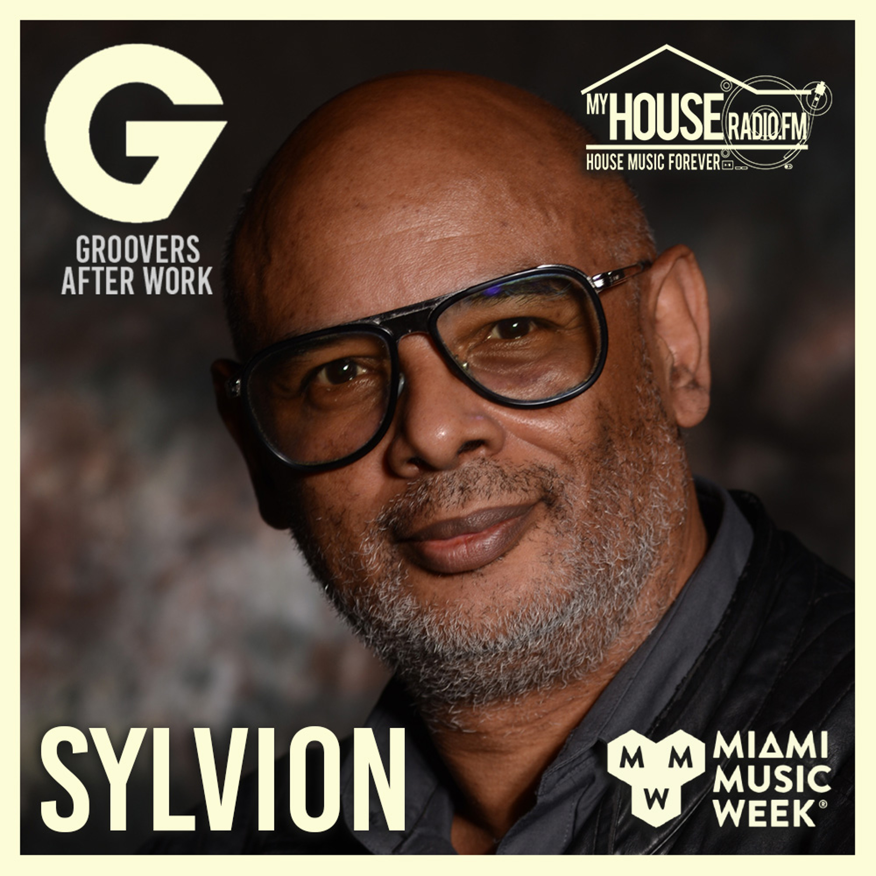 23#13-2 After Work On My House Radio By SylvioN