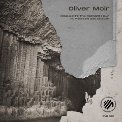 PREMIERE: Oliver Moir - Sleep Now, The Dust Won't Settle [Connection Verified]