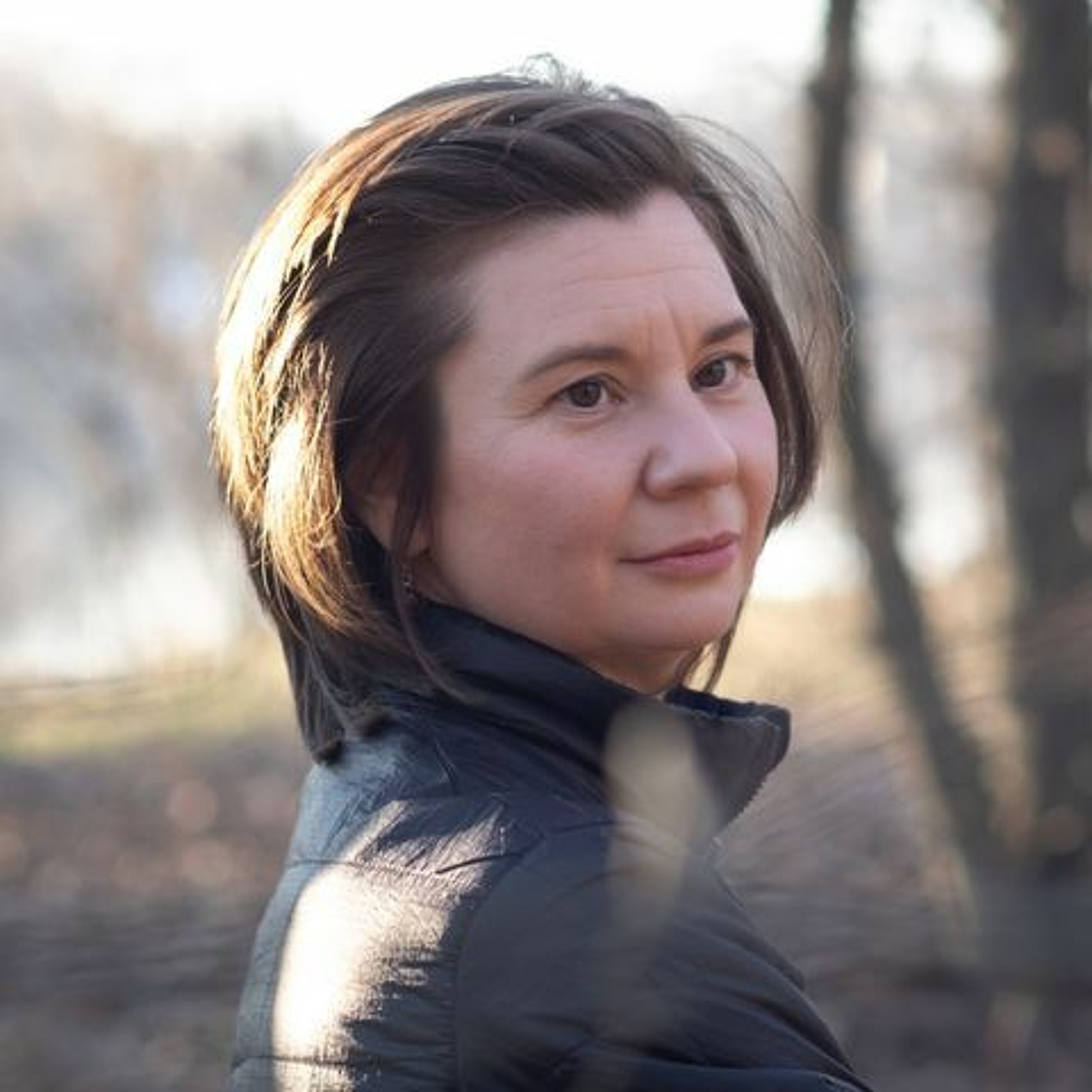 cover of episode Ukrainian American author Larissa Babij reflects on life in Ukraine during the Russian invasion