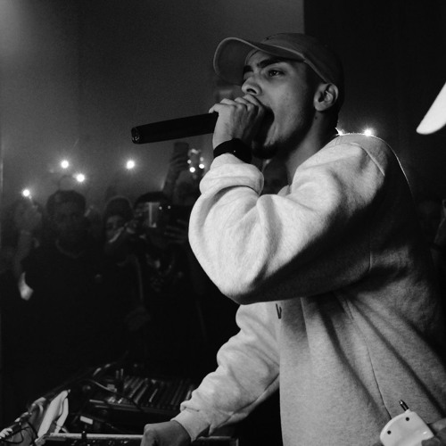 SARRA NA QUADRADA, TOMA PISTOLADA • DJ GUINA e MC GIDEONE ( DJ GUINA )