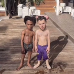 Riley sucks at puck pt 1