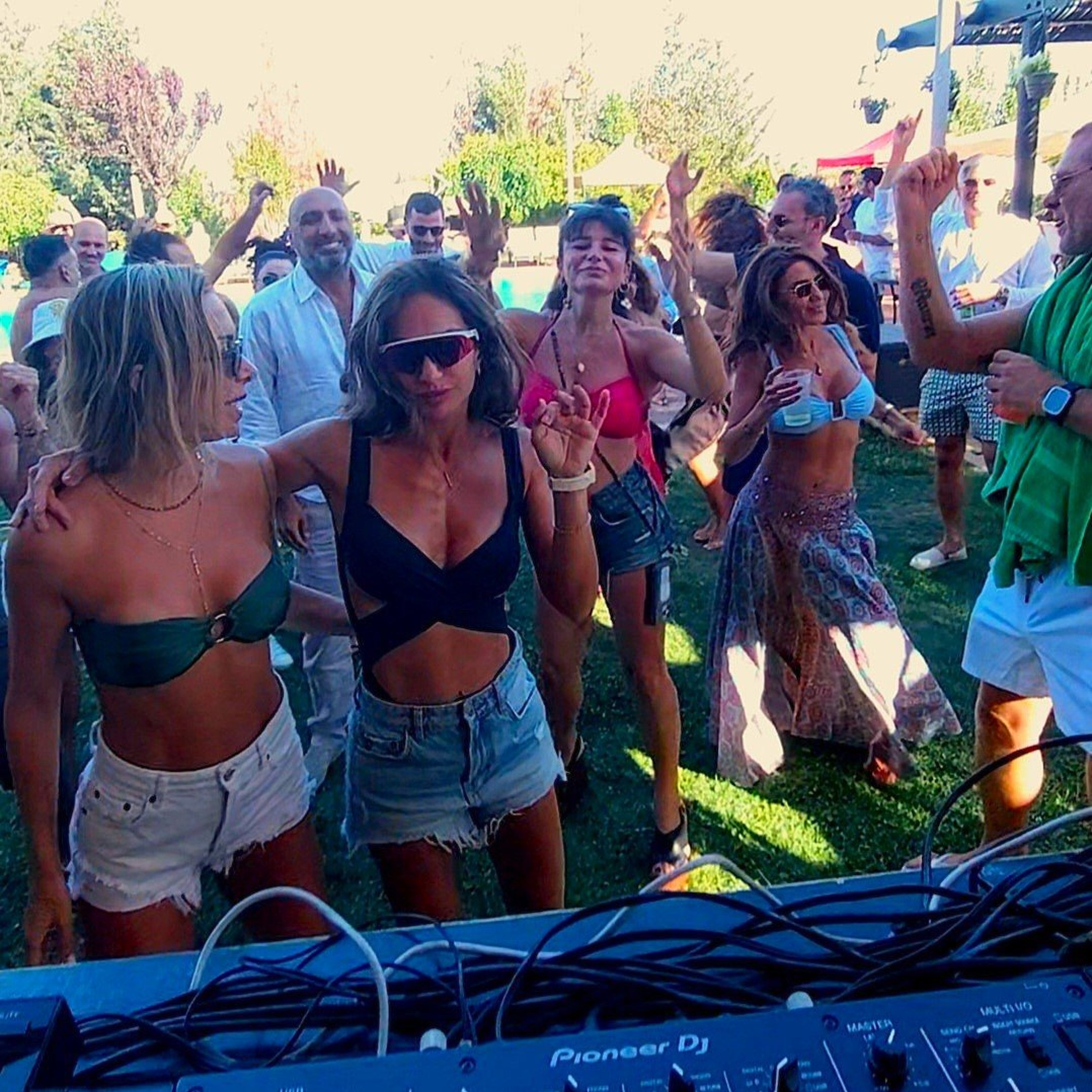 maDJam Live@Dalal Bekaa Pool Party July 18, 2026 episode artwork