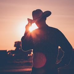 SCHURKENSTUFF BEATZ_Night is falling over the land