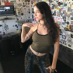 Izella @ The Lot Radio 09 - 24 - 2021