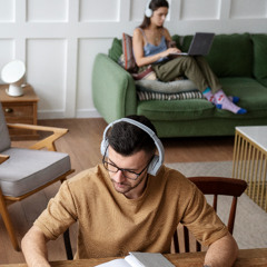 Beyond the Clock: The Rise of Side Hustle in the UK