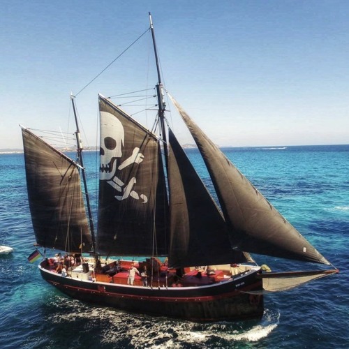 Hot Since 82 - Live From A Pirate Ship In Ibiza 2.0