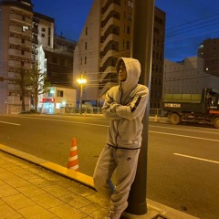 upup feat. George Amis a.k.a 4M