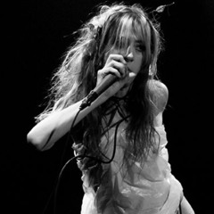 Queen Adreena - Somewhere Upstairs Live 2009