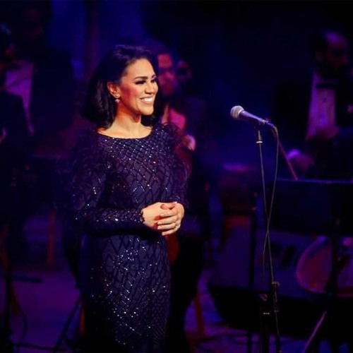 مي فاروق تغني سيرة الحب بدون موسيقى /  Mai Farouk. Seret al Hob