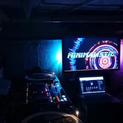 Breakbeat vs.PSYBreaks