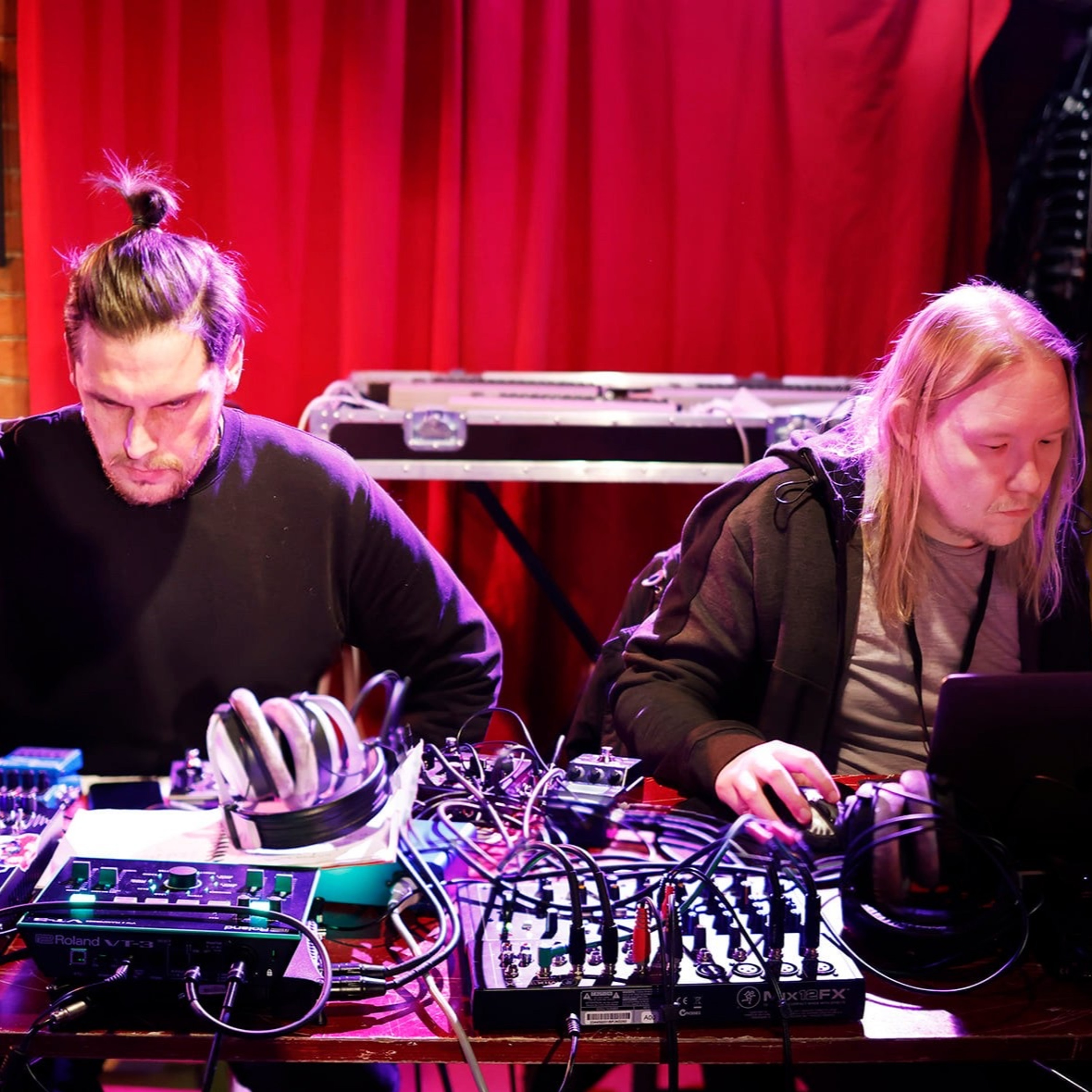 HLER Live at Tampere Biennale, Telakka, Tampere, Finland, 06-04-2022 episode artwork