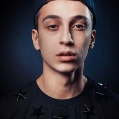 Хайпует Хестон
