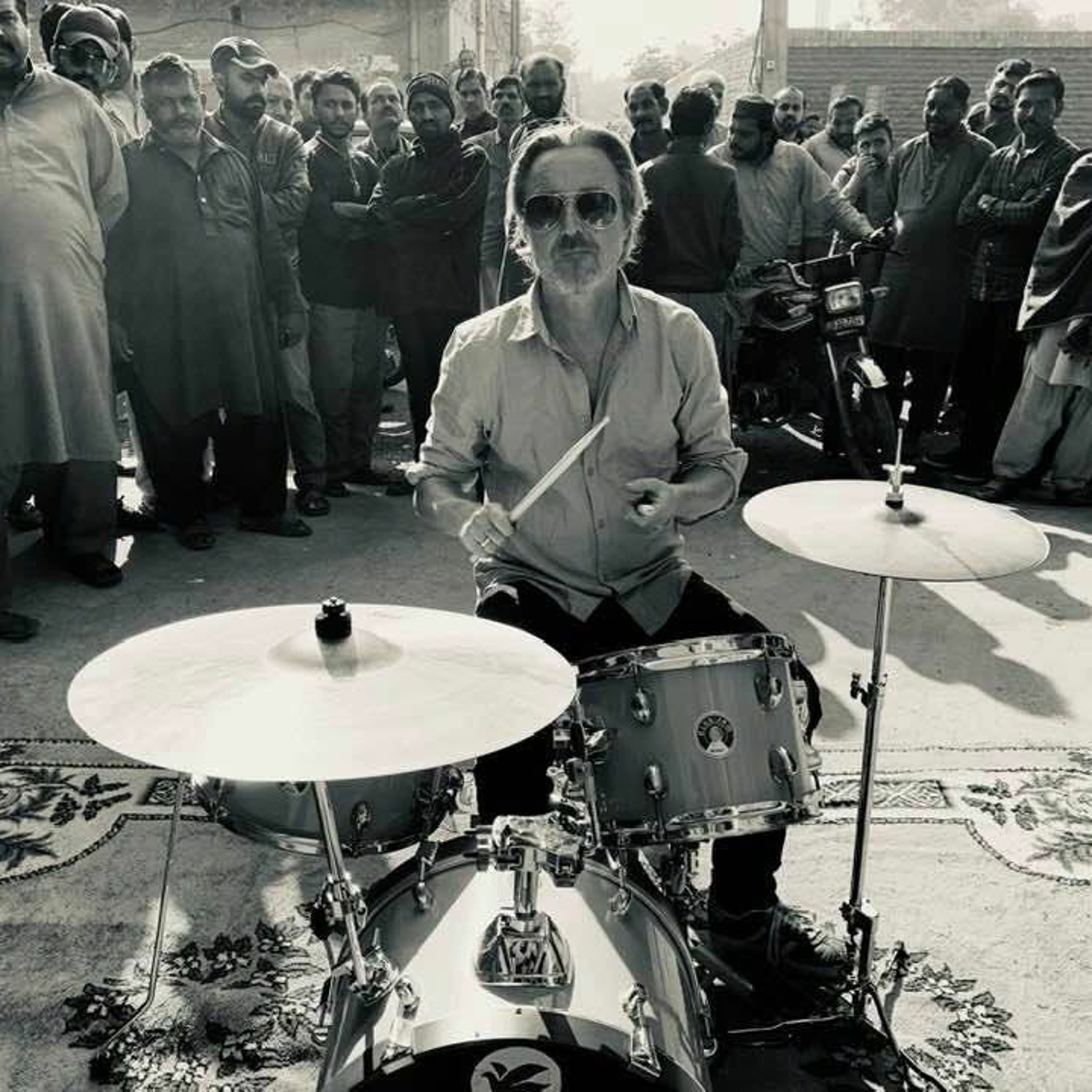 POV Mediano Music