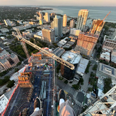 OntheRoofs🏢🏗️